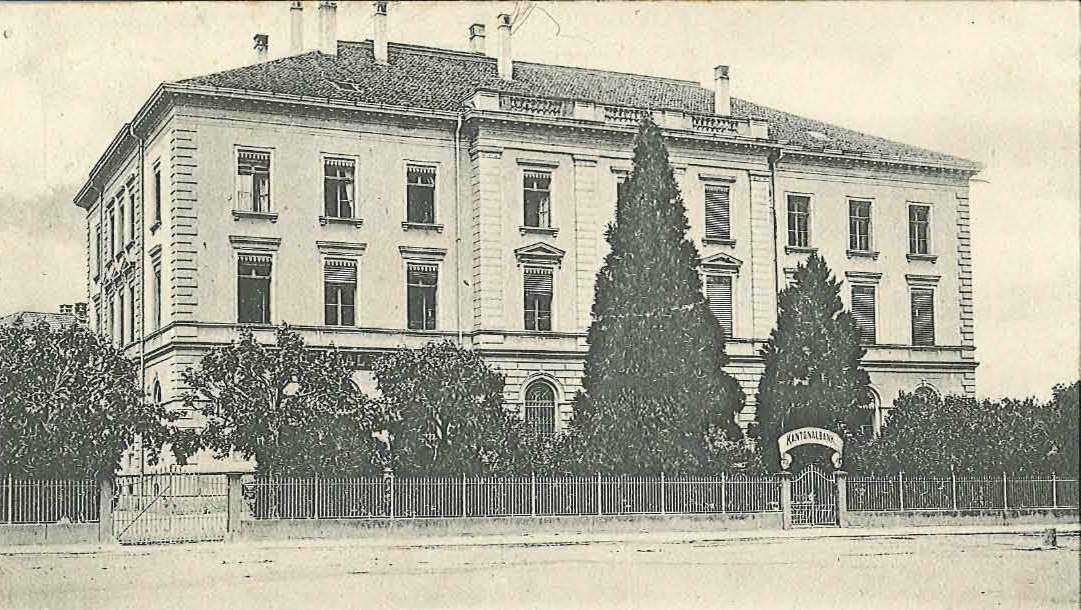 Umzug ins neue Staatsgebäude